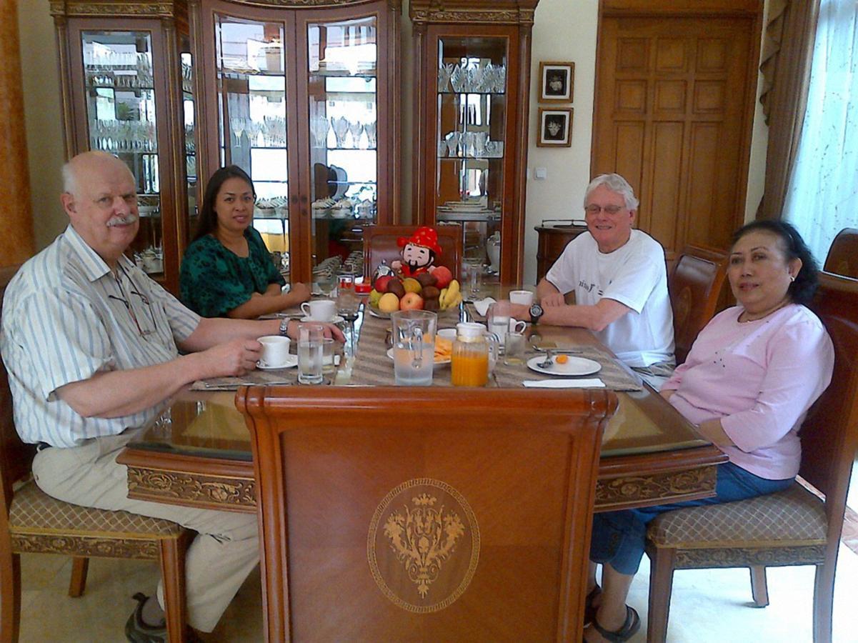 Pesona Guest House Jakarta Cilandak  Екстериор снимка